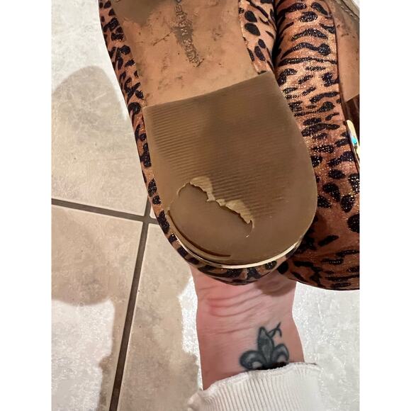 Alex Marie Barton Gold Metallic Leopard Print Slip On Loafers Size 8.5M - Picture 7 of 7